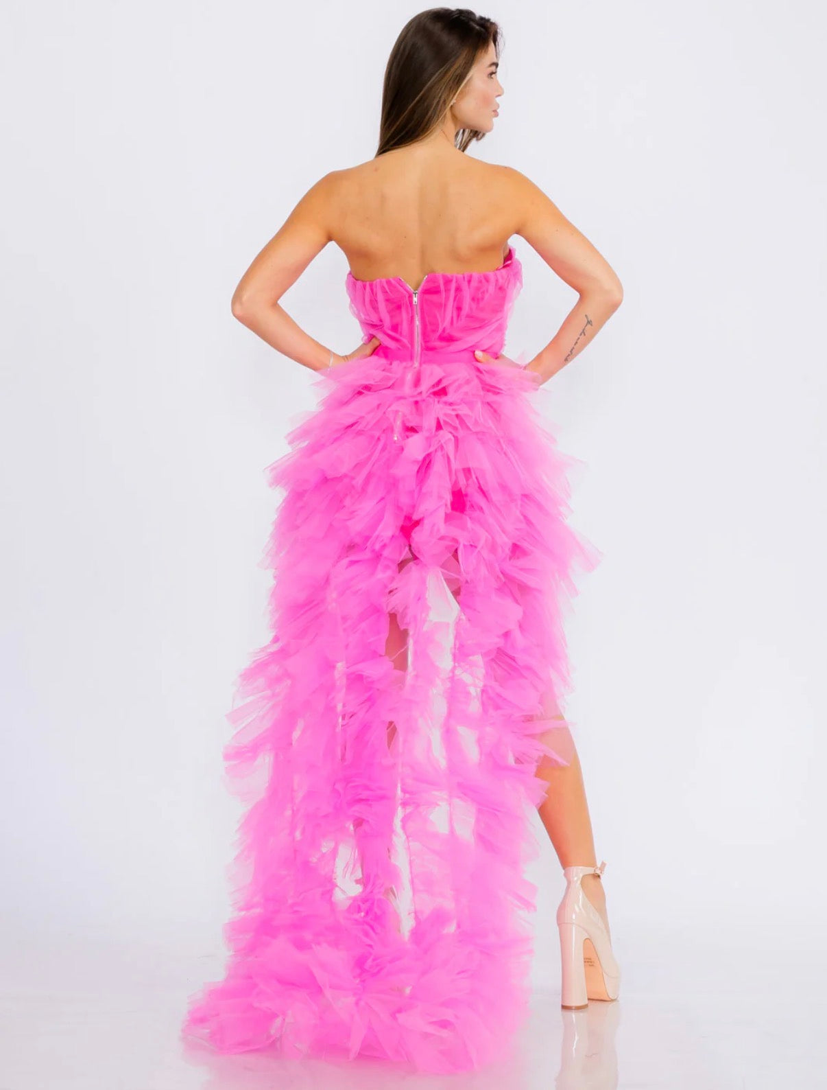 Abito volante in tulle