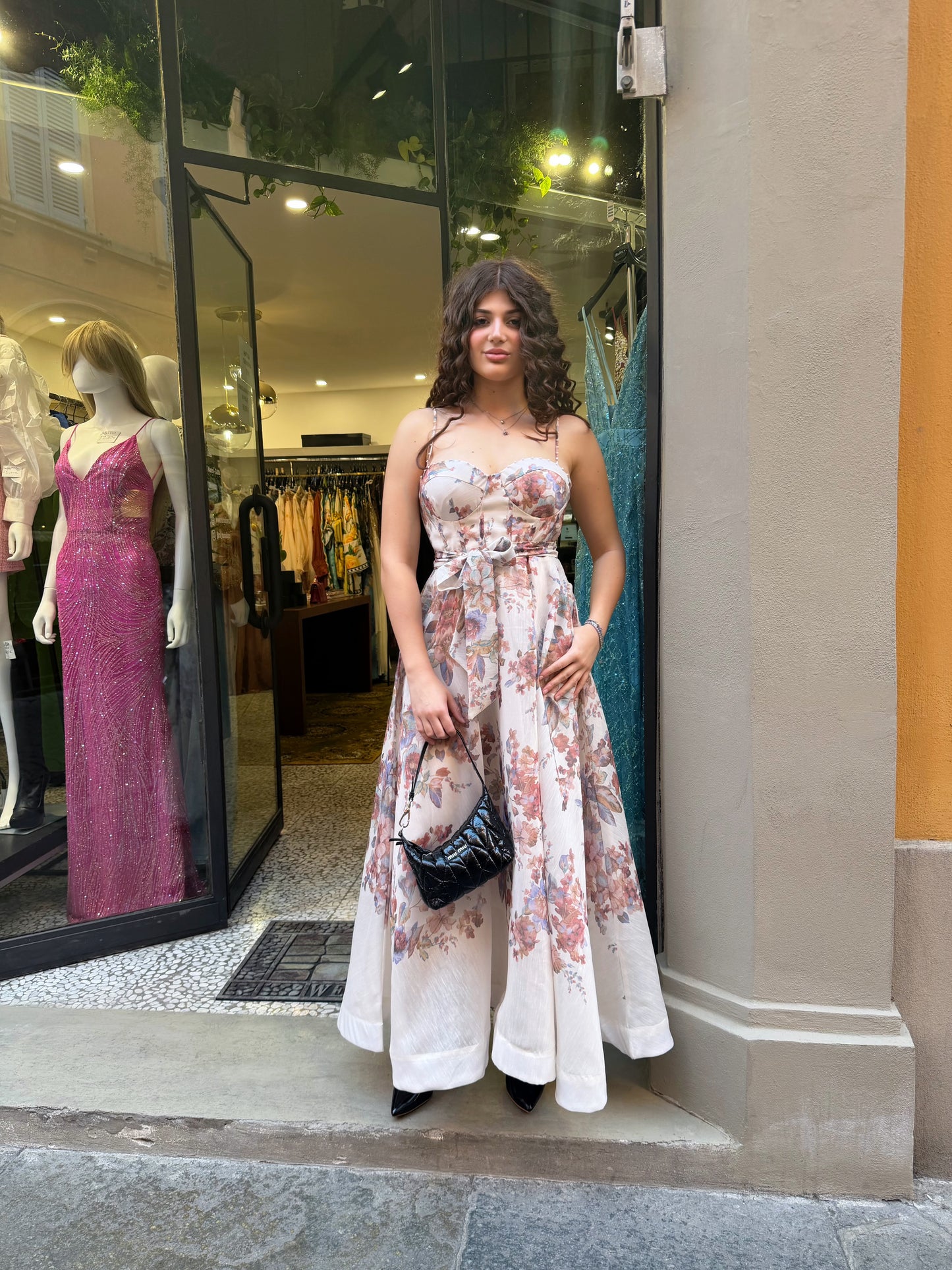 Abito elegante lunghete con corpetto