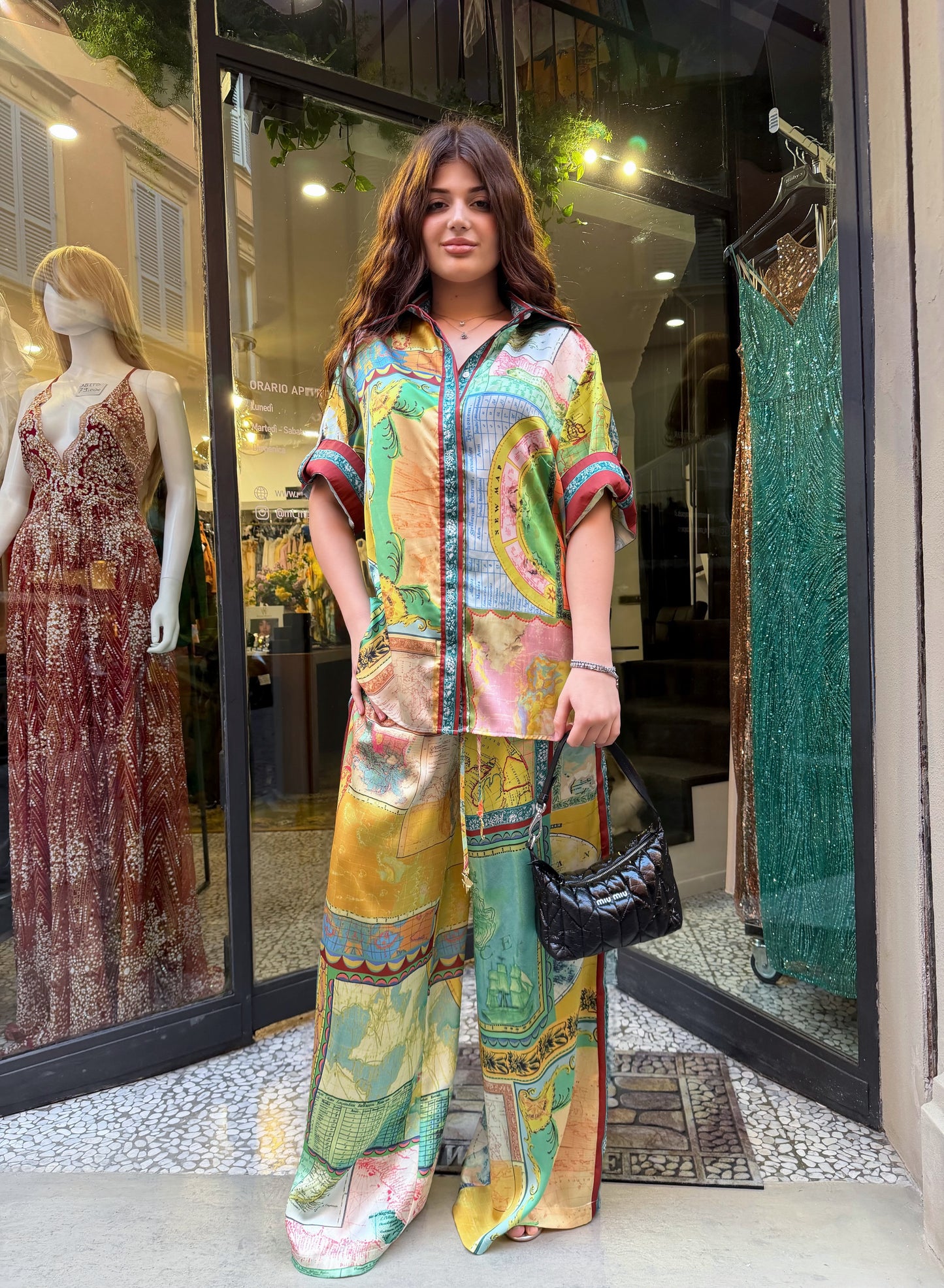 Set camicia e pantaloni