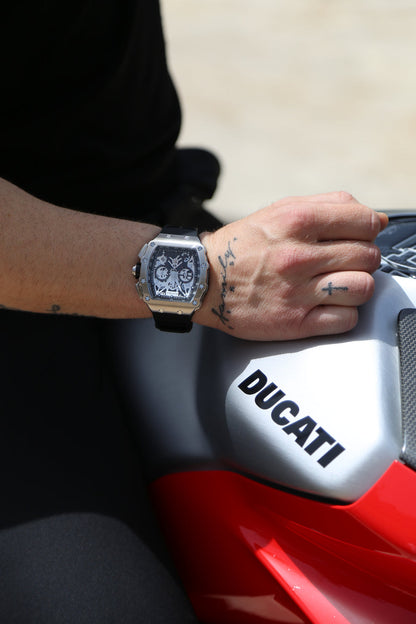 RW 150 - LUXURY SKELETON